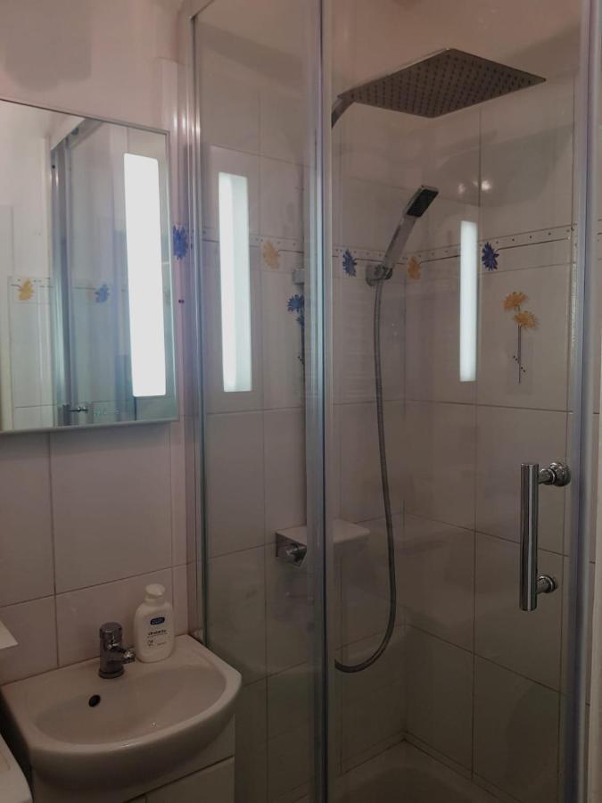 Apartament Plac Trzech Krzyzy Varsavia Esterno foto